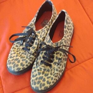 Vans Brown and Black Sneakers Casual Style